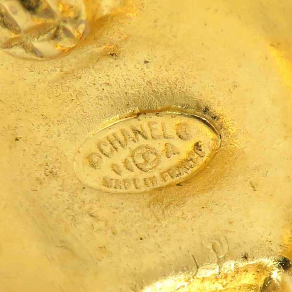 CHANEL Vintage Gold Earrings - Picture 12 of 12